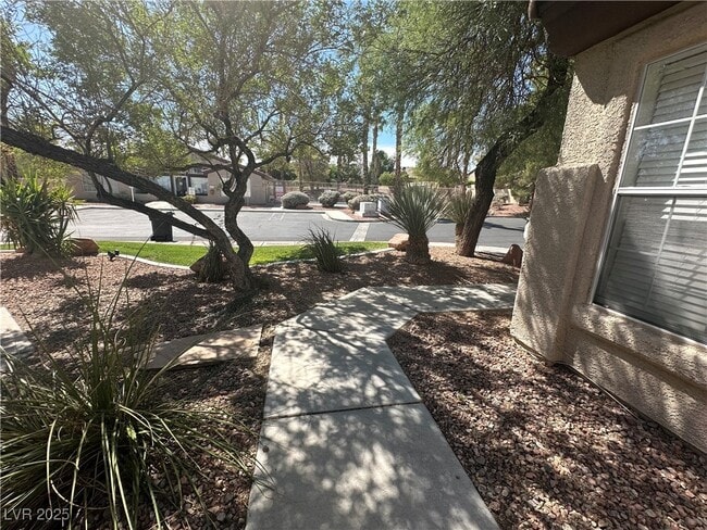 Photo - 2604 Ponderosa Pine Ave