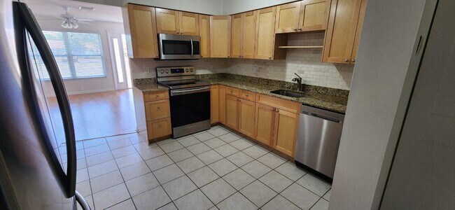 Photo - 3831 Beacon Hill Rd