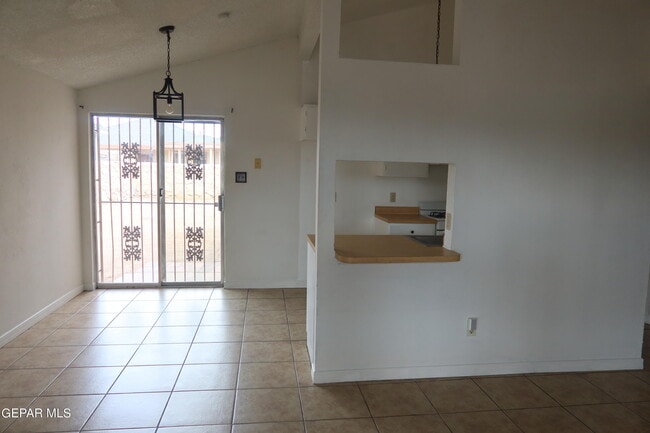 Photo - 1582 Diego Rivera Dr