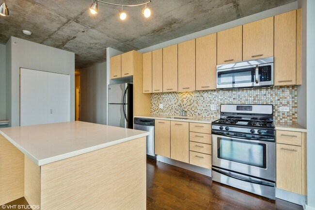 Photo - 659 W Randolph St Unit 1514