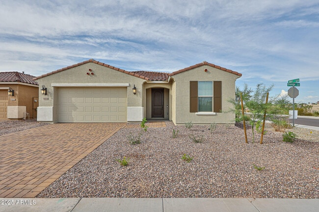 Building Photo - 8806 W Orange Dr Rental
