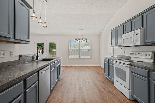 Photo - 8517 High School Blvd