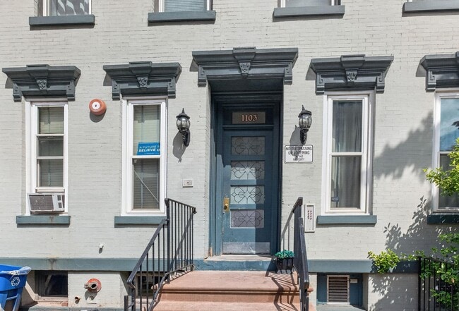 Building Photo - 1103 Washington St Unit # 6 (4th fl)