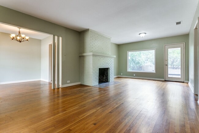 Photo - 321 Rittiman Rd