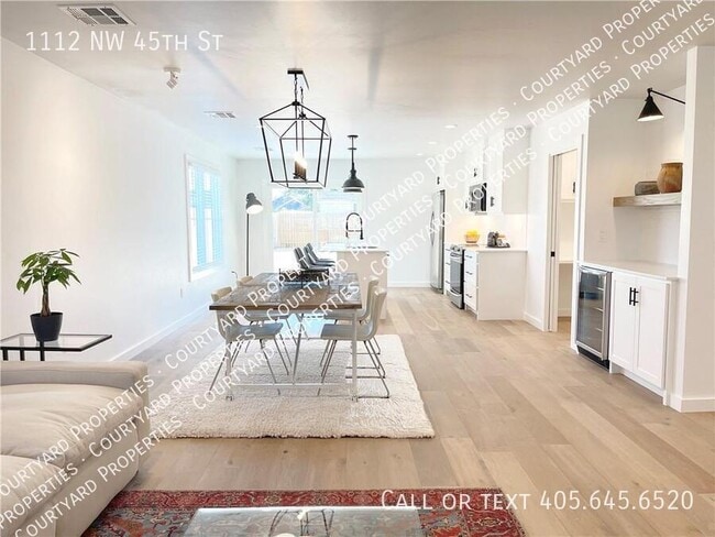 Building Photo - 1112 NW 45th St