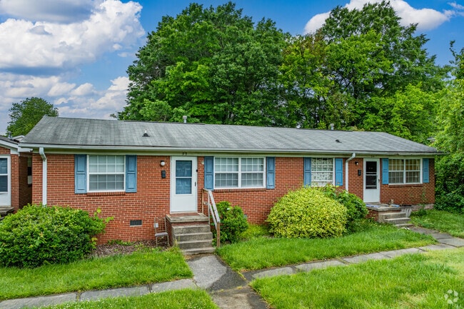 Photo - Lincoln Grove Apartments
