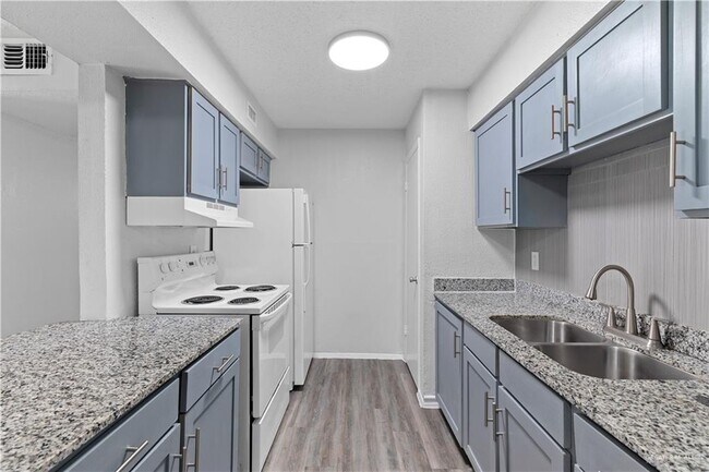 Photo - 16 Barnard Rd Unidad A-13