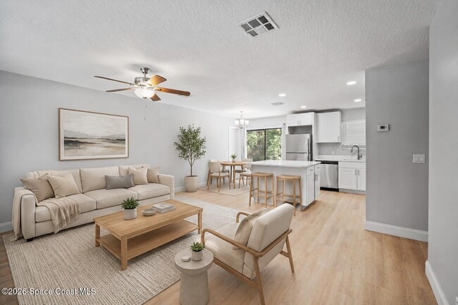 Photo - 1328 Union St SE