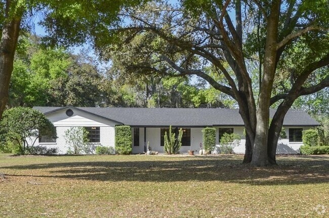 Building Photo - 3636 Lake Buynak Rd Rental