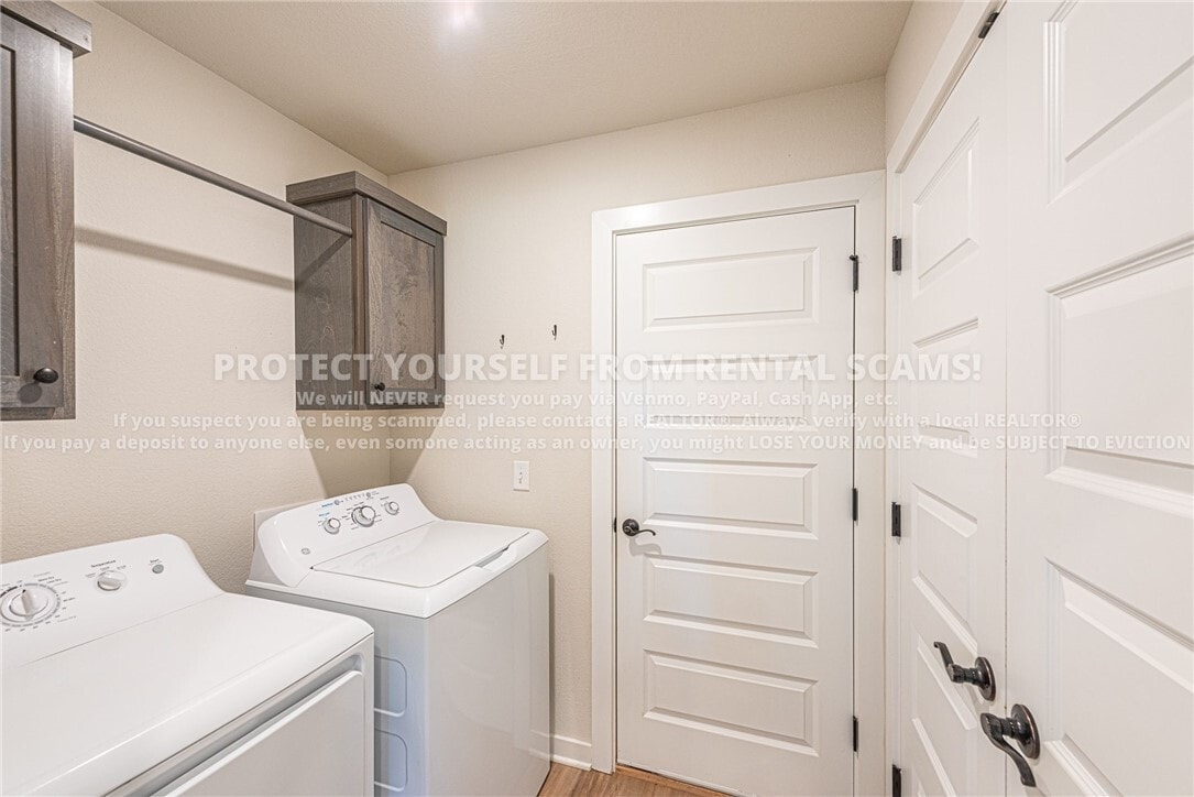 Photo - 347 W Tyler Rd