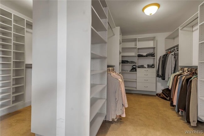 Building Photo - 6408 Heise Rd