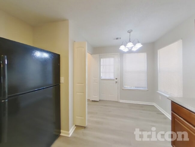 Photo - 5324 Brickleberry Way