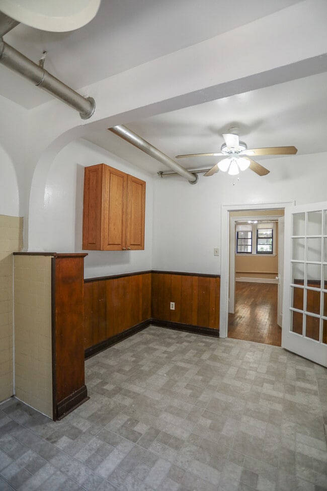 Photo - 4728 W Addison St Unidad Basement