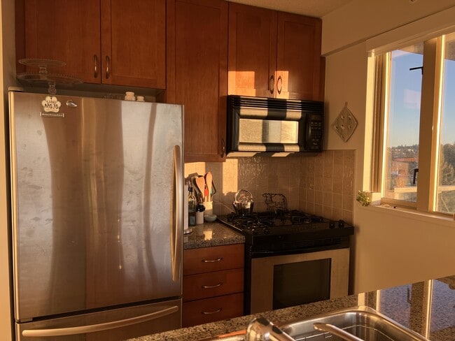 Photo - 1316 W 11th Ave