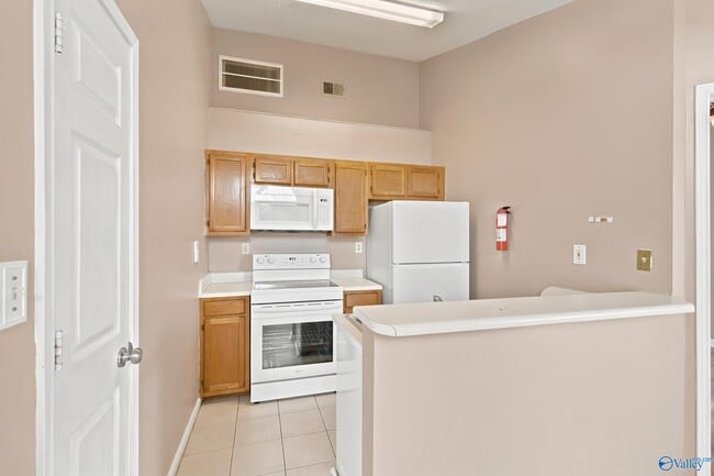 Photo - 104 Waters Edge Ln Unidad 104