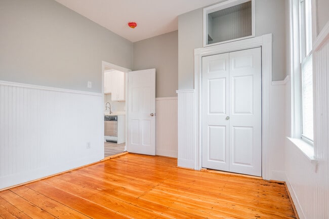 Photo - 16 Rossmore Rd