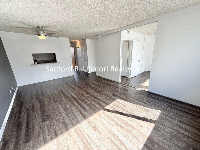 Building Photo - ala1121 Unit 1