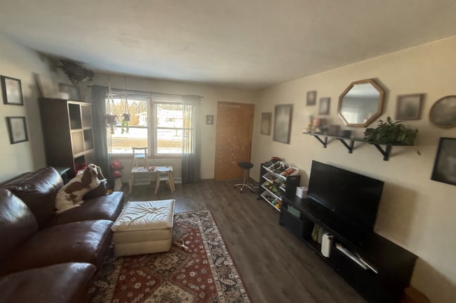 Photo - 1907 Green Tree Rd