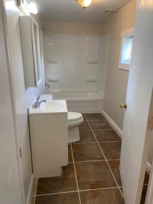 Photo - 705 E Water St