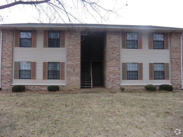 Building Photo - 3 Quail Hollow Ct Unit D Rental