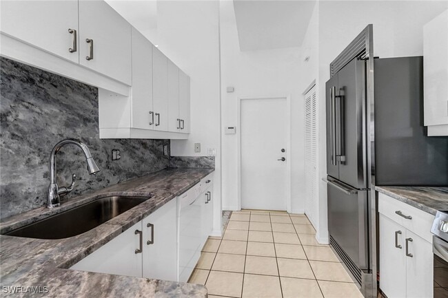 Building Photo - 7023 Mill Pond Cir