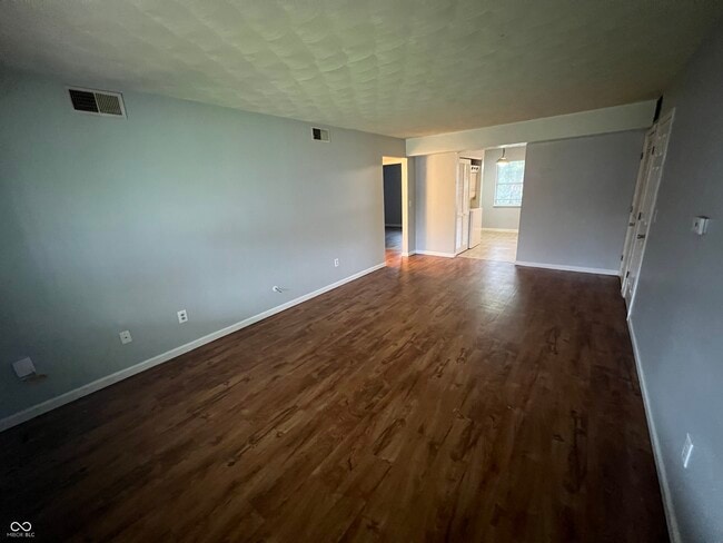 Photo - 1316 Millerwood Ct Unit 3