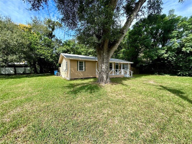 Photo - 2507 Lenna Ave