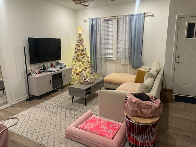 Photo - 3087 Spline Cir