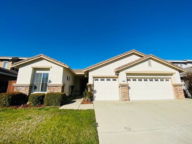 Just Down the Street from Pleasant Grove H... - Just Down the Street from Pleasant Grove H... House