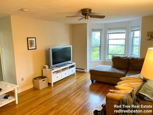 Photo - 506 E Broadway Unit 4