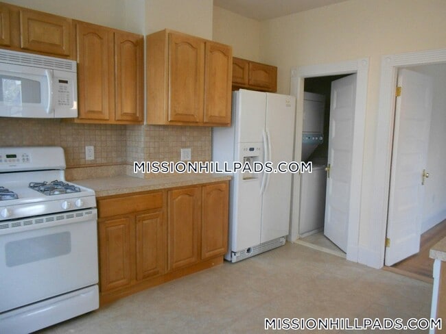 Photo - 66 Clifford St Unit 3