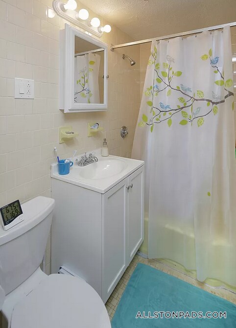 Photo - 10 Armington St Unidad 4