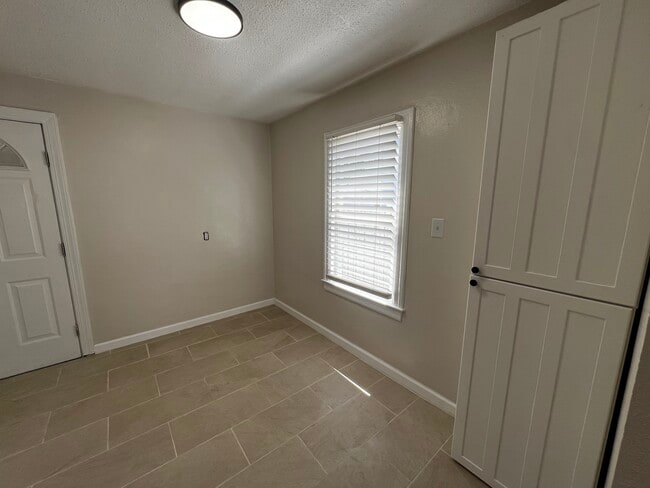 Photo - 3730 3rd Ave N