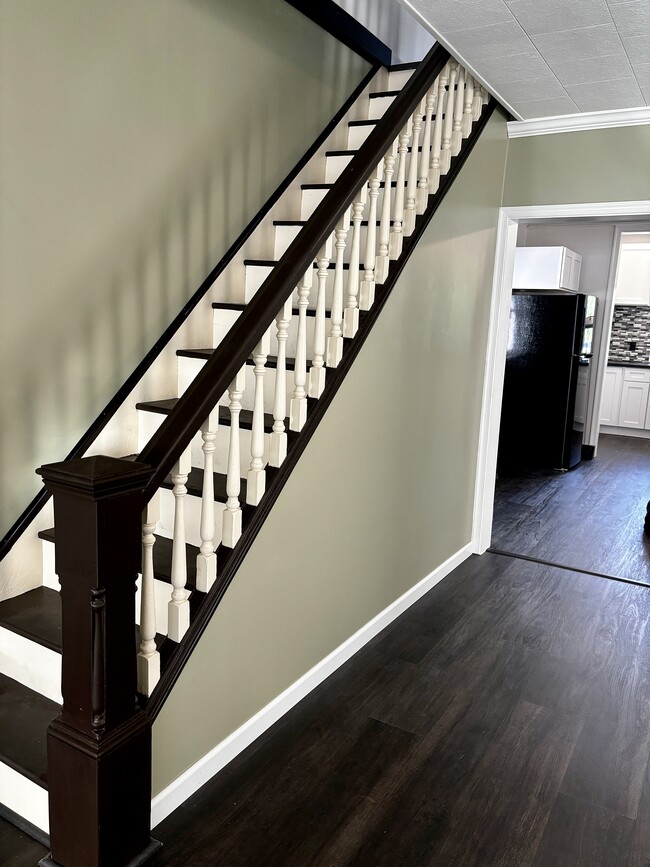 Photo - 84 N Berne St