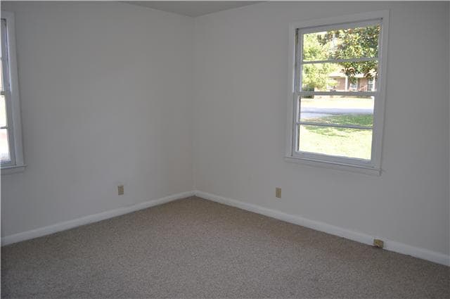 Photo - 115 Oak Park Dr