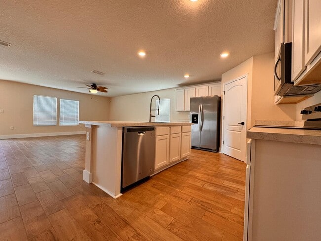 Photo - 2488 Beachview Dr