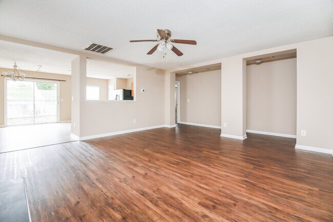 Photo - 352 Averasboro Dr