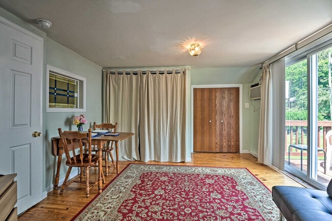 Building Photo - 1414 Regester Ave Unit ID1385618P