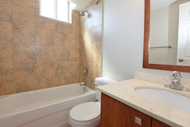 Photo - 230 Oak St Unit 2308