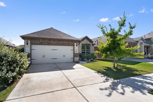Photo - 209 Methodius Dr
