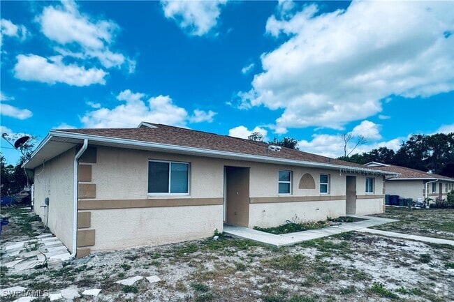 Building Photo - 17418 Dowling Dr Rental