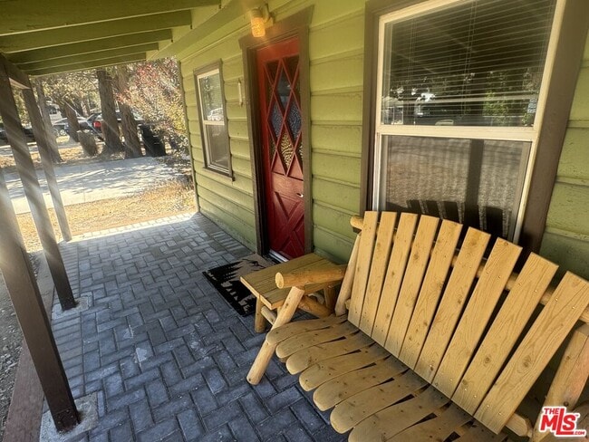 Photo - 208 E Mountain View Blvd
