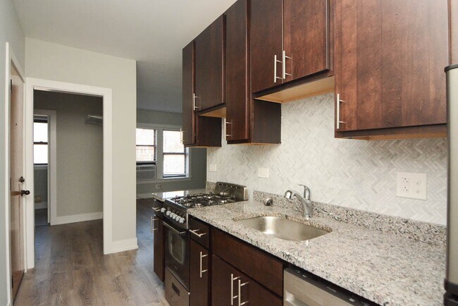 Photo - 714 W Brompton Ave Unidad 93