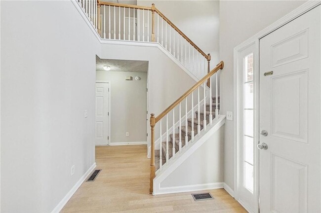 Photo - 326 Canterbury Pl Dr