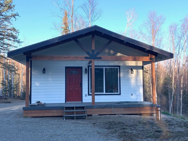 Building Photo - 1 Bedroom/1 Bathroom -- Fantastic Palmer Location!