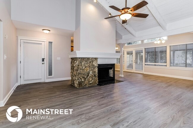 Photo - 213 Pheasant Run Ct