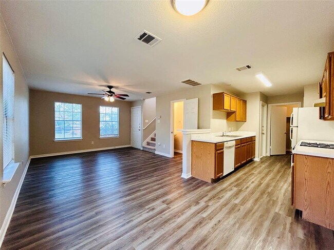 Photo - 8511 Apple Carrie Cove