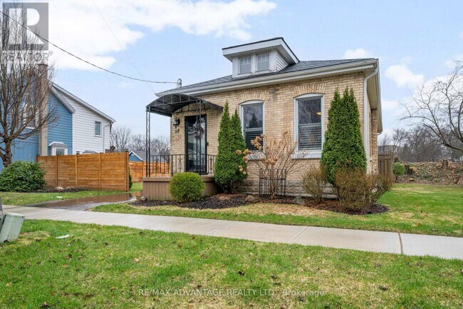 Photo - 68 Cavendish Crescent