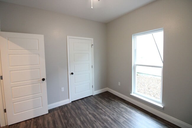 308 Lacey Eden Ln