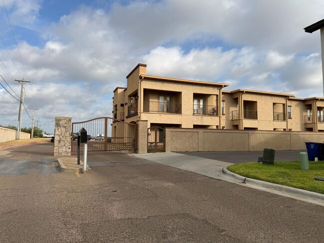 Photo - 8216 Casa Verde Rd Unit A110